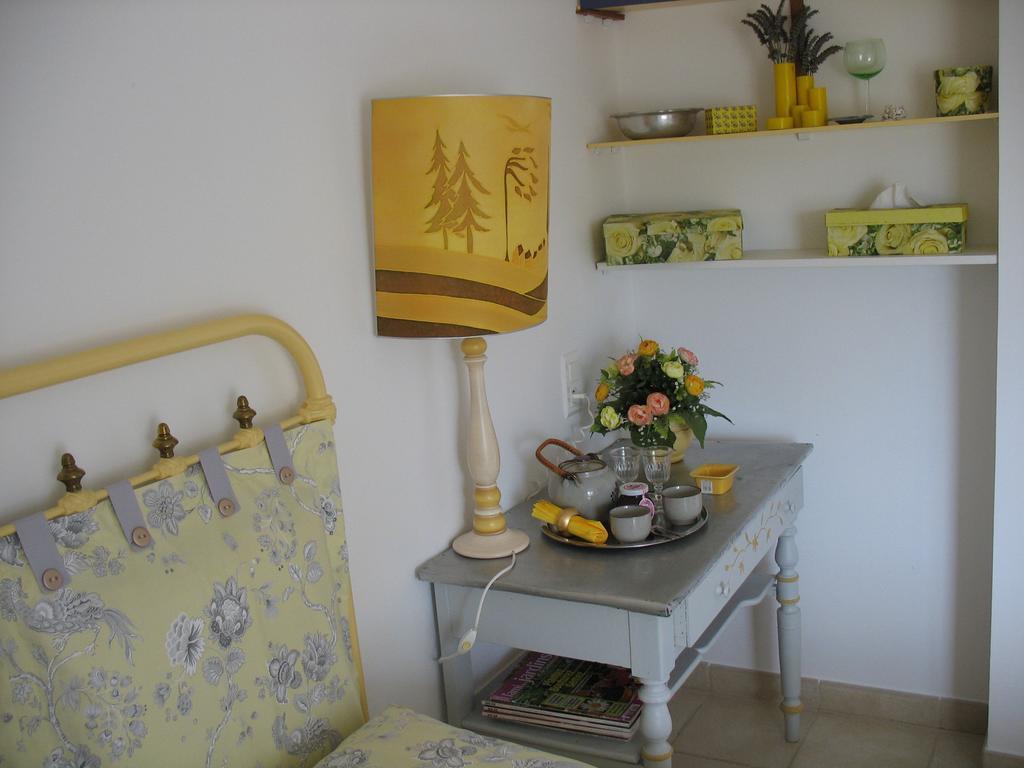 B&B La Cigaline Villedieu  Room photo